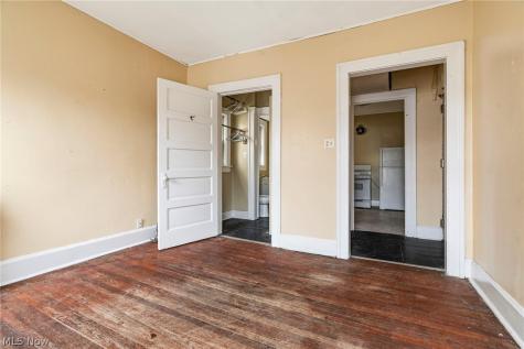 53-57 E Exchange Street Akron OH 44308