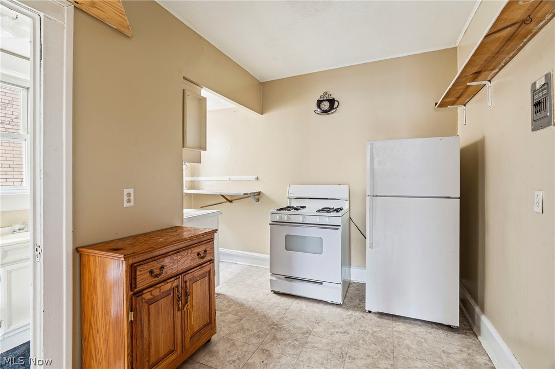 53-57 E Exchange Street Akron OH 44308