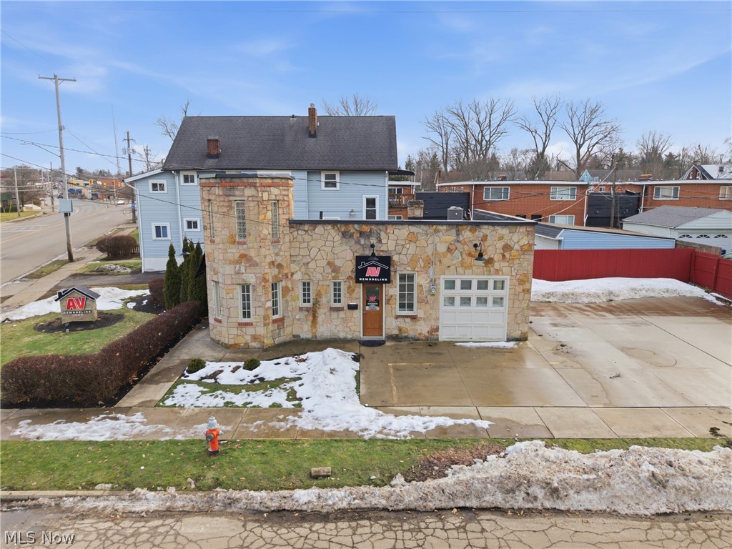 2860 Noble Road Cleveland OH 44121