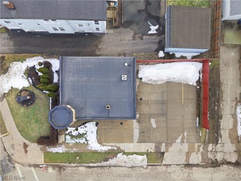 2860 Noble Road Cleveland OH 44121