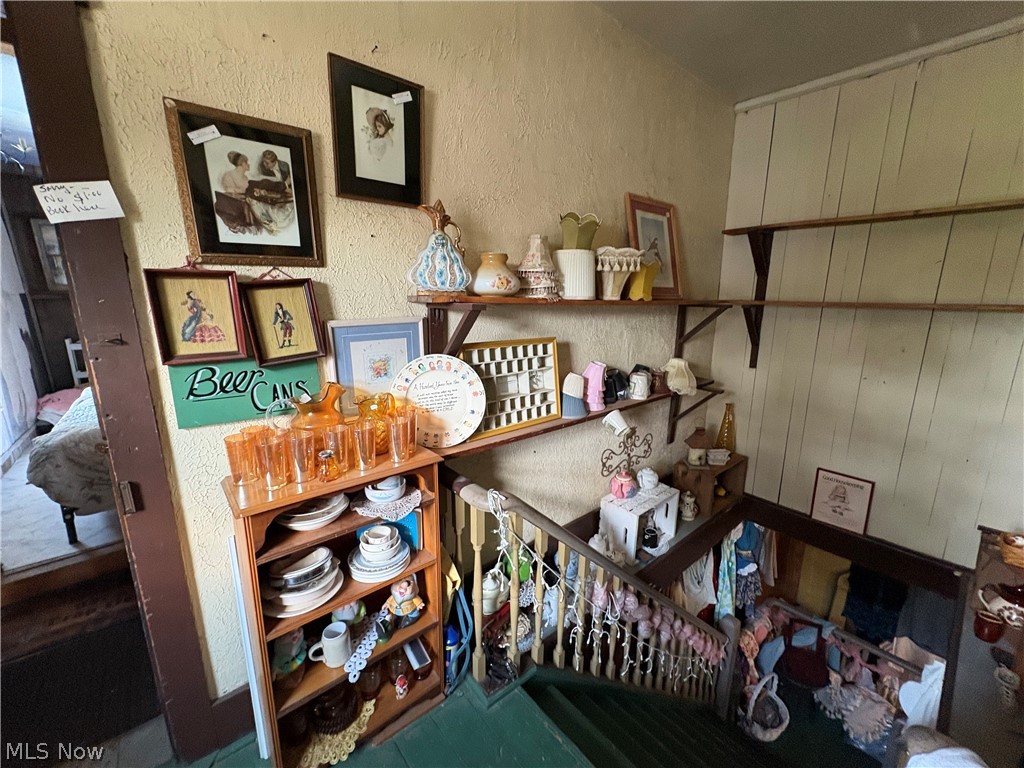 7533 Commerce Street Negley OH 44441