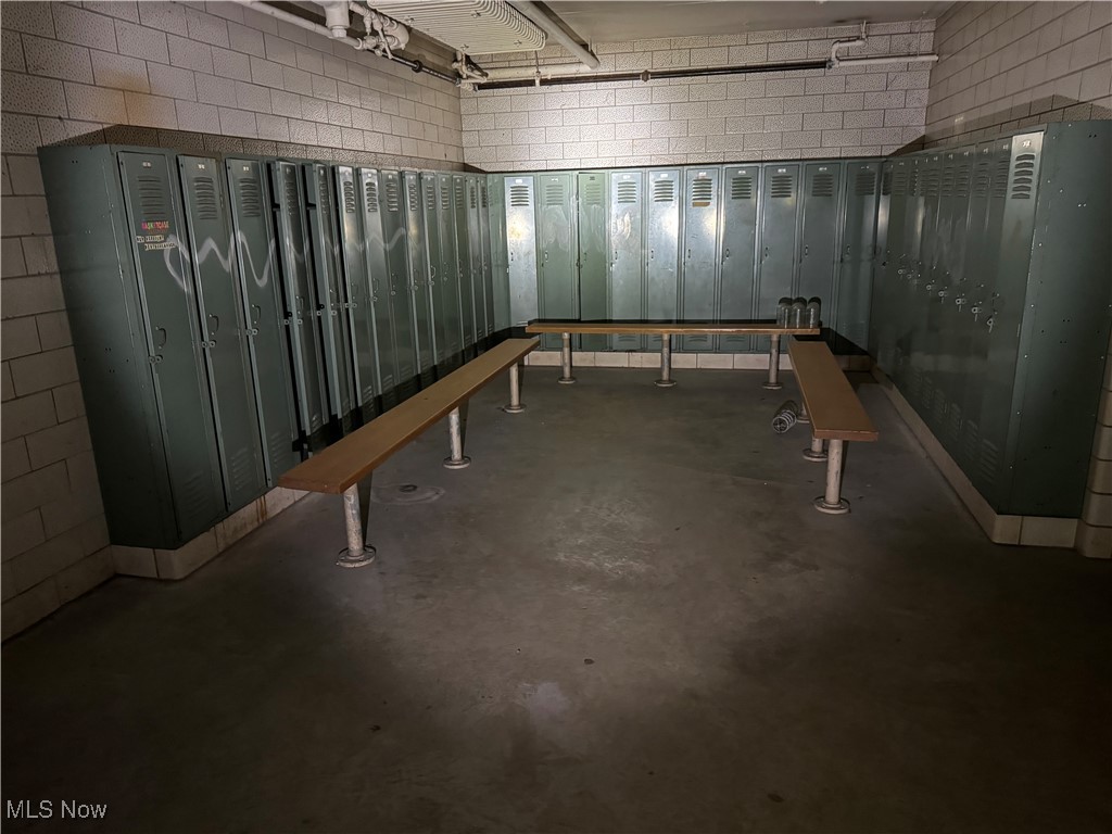 7412 Lawn Avenue Cleveland OH 44102