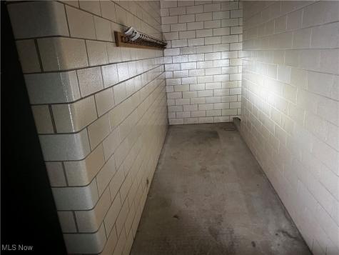 7412 Lawn Avenue Cleveland OH 44102