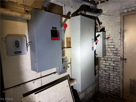 7412 Lawn Avenue Cleveland OH 44102