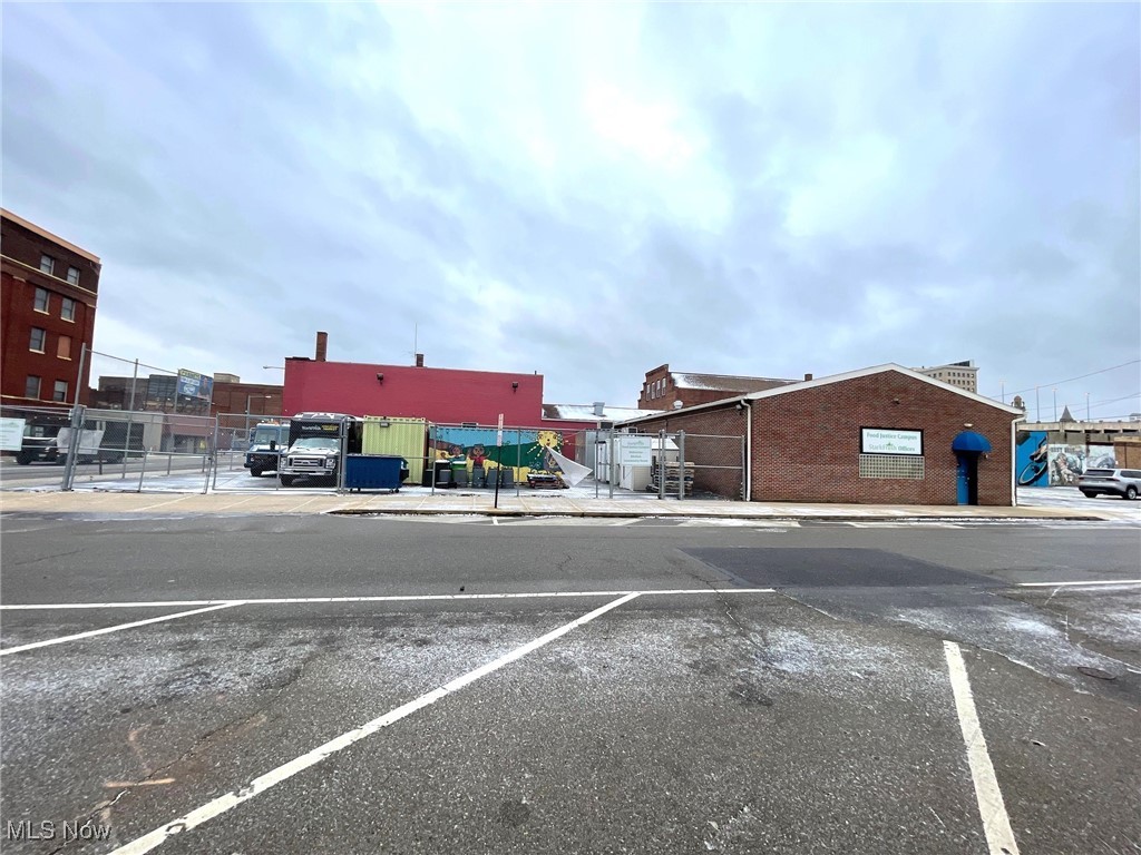 321 Cherry Avenue NE Canton OH 44702