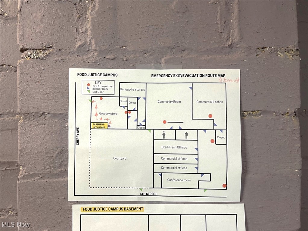 321 Cherry Avenue NE Canton OH 44702