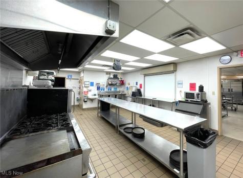 321 Cherry Avenue NE Canton OH 44702