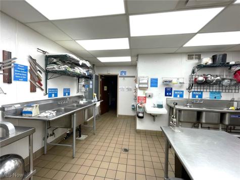 321 Cherry Avenue NE Canton OH 44702