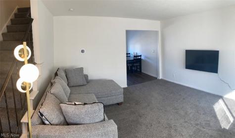 1781 Cromwell Drive Akron OH 44313