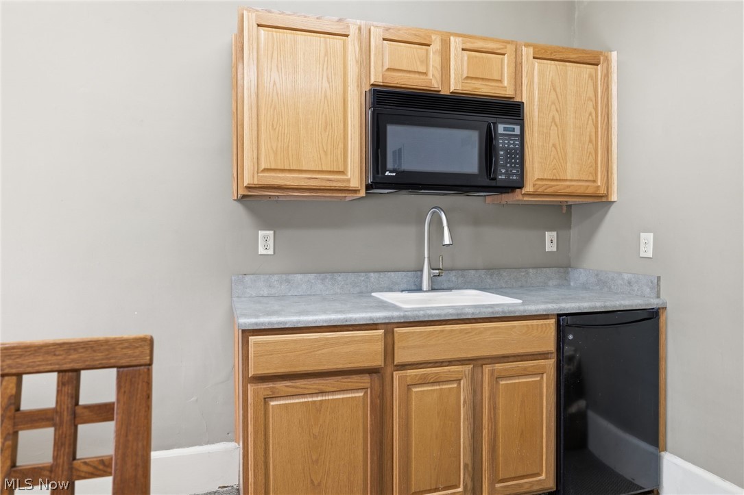 23 N Main Street Columbiana OH 44408