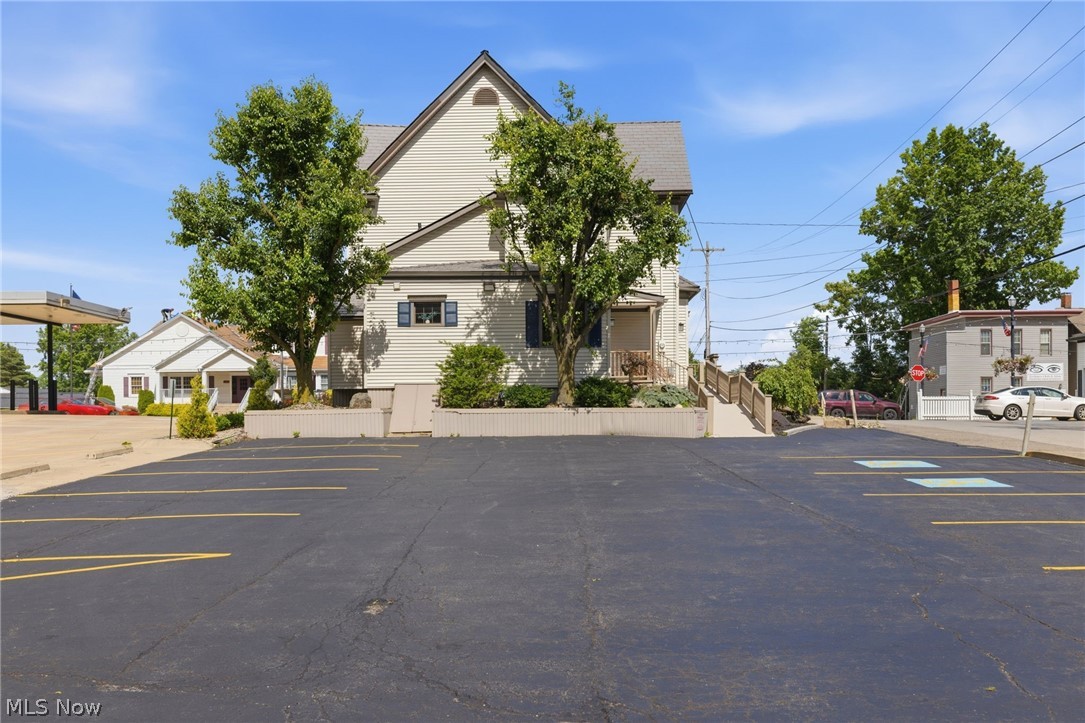 23 N Main Street Columbiana OH 44408
