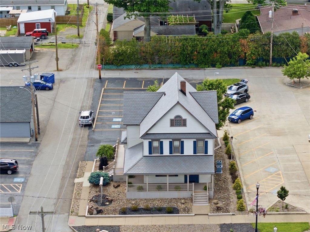 23 N Main Street Columbiana OH 44408