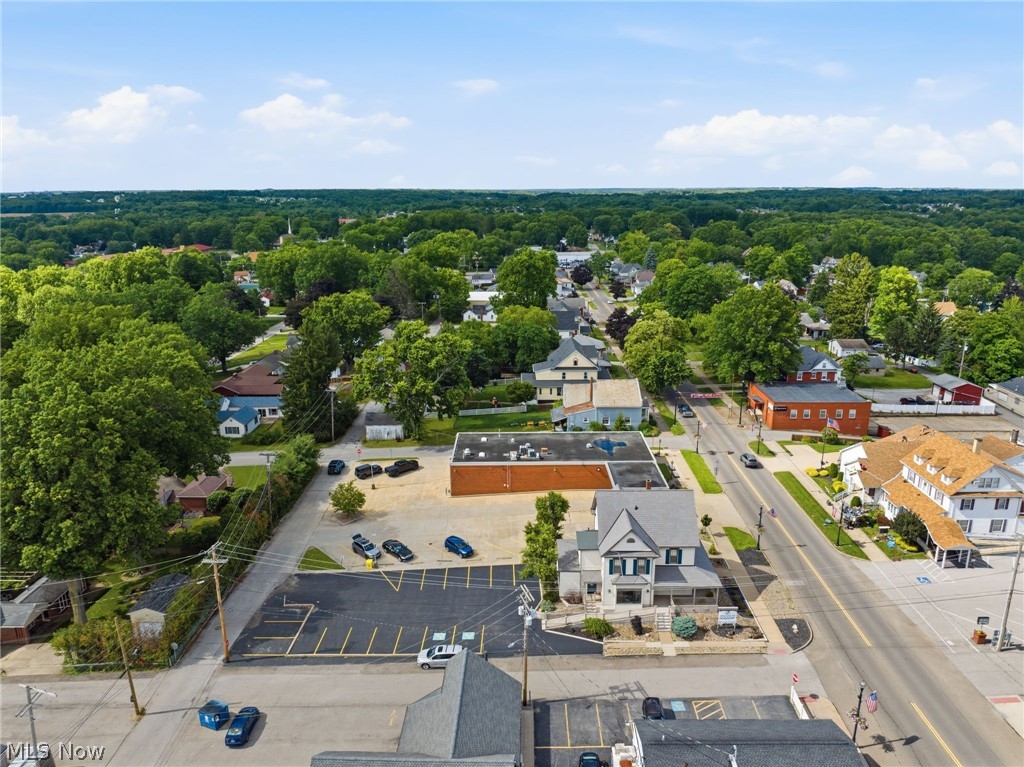 23 N Main Street Columbiana OH 44408