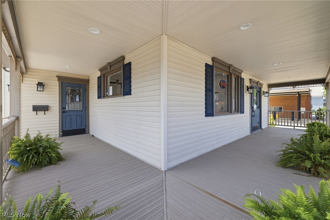 23 N Main Street Columbiana OH 44408