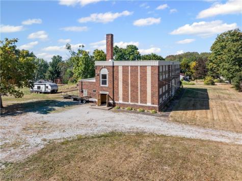 16310 Lisbon Street SE Minerva OH 44657