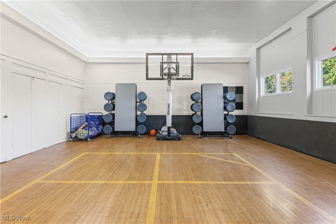 16310 Lisbon Street SE Minerva OH 44657