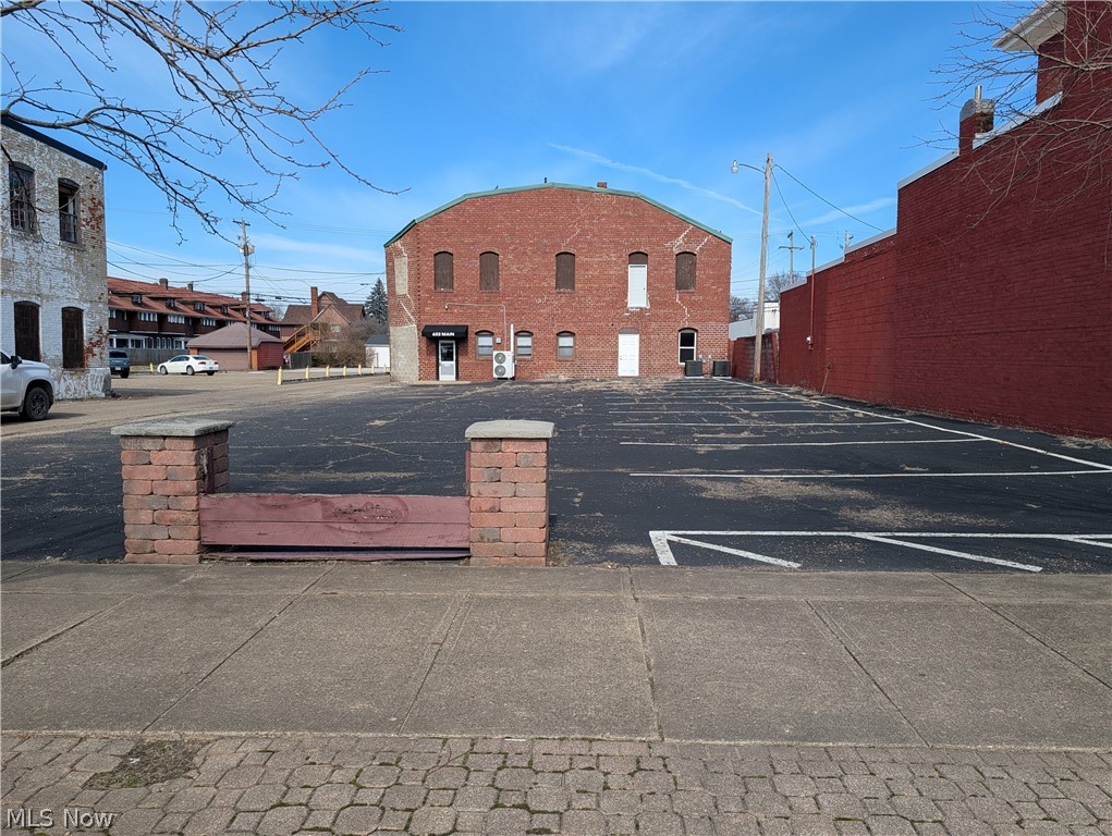 622 Main Street Coshocton OH 43812