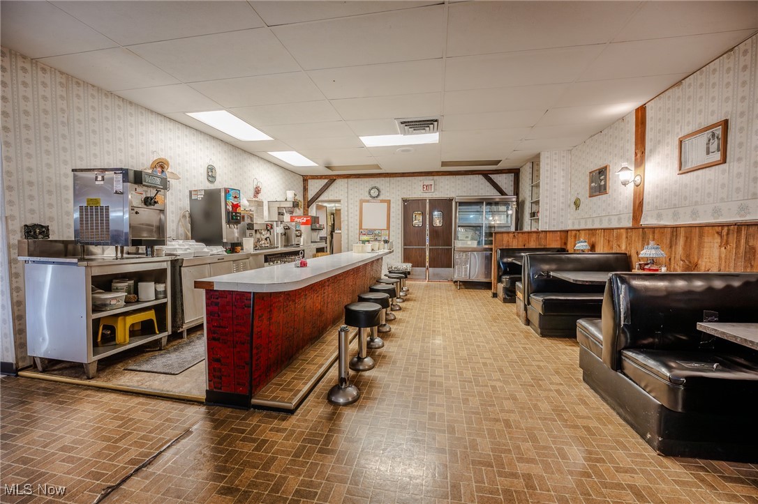 176 N Market Street Shreve OH 44676