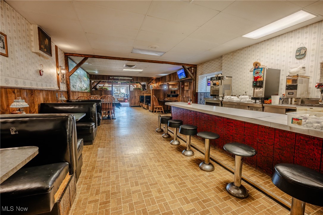176 N Market Street Shreve OH 44676