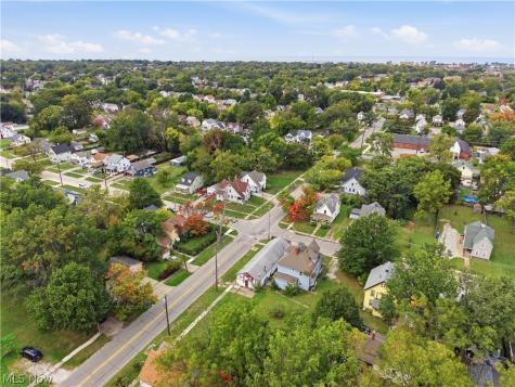 523 W 23rd Street Lorain OH 44052