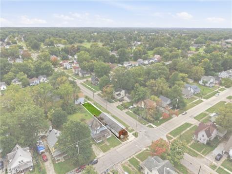 523 W 23rd Street Lorain OH 44052