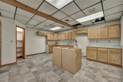 1319 W Erie Avenue Lorain OH 44052