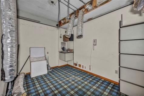 1319 W Erie Avenue Lorain OH 44052