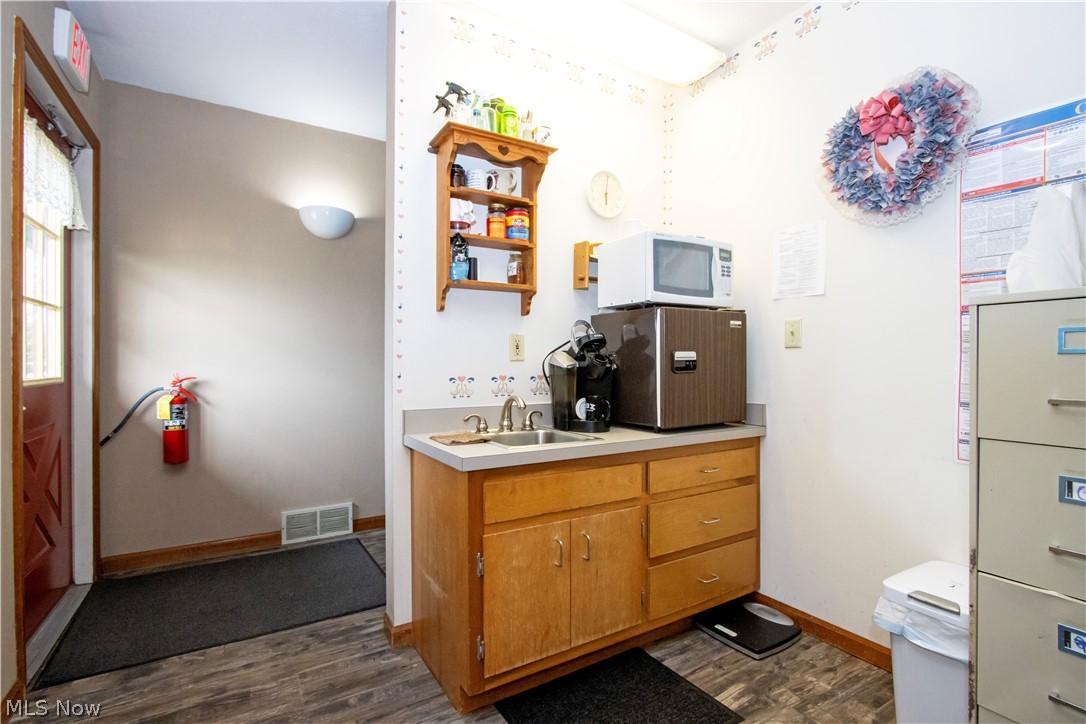 226 E Burwell Avenue Loudonville OH 44842