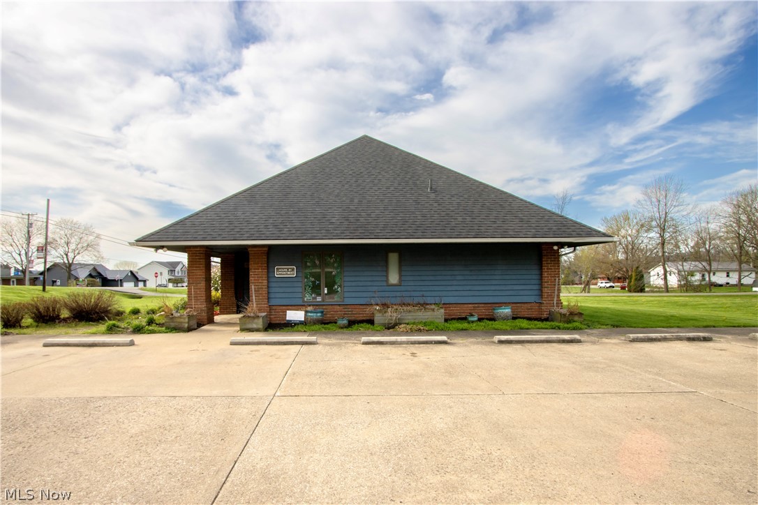 226 E Burwell Avenue Loudonville OH 44842
