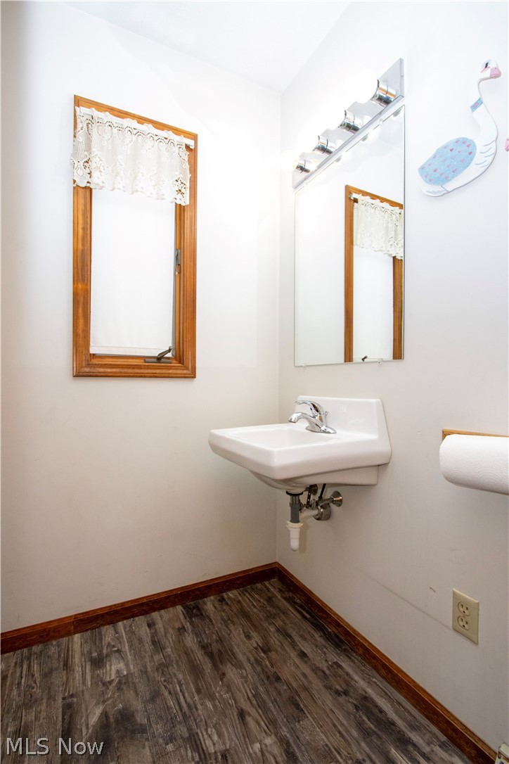 226 E Burwell Avenue Loudonville OH 44842