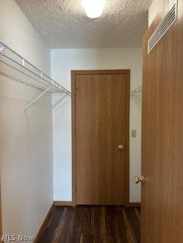 426 Oakwood Wadsworth OH 44281