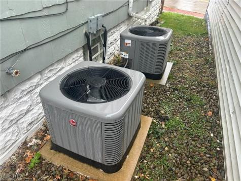 4479 State Road Cleveland OH 44109