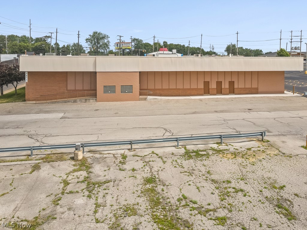 3475 Ridge Avenue Cleveland OH 44102
