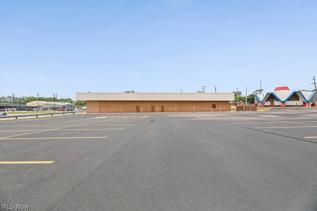 3475 Ridge Avenue Cleveland OH 44102