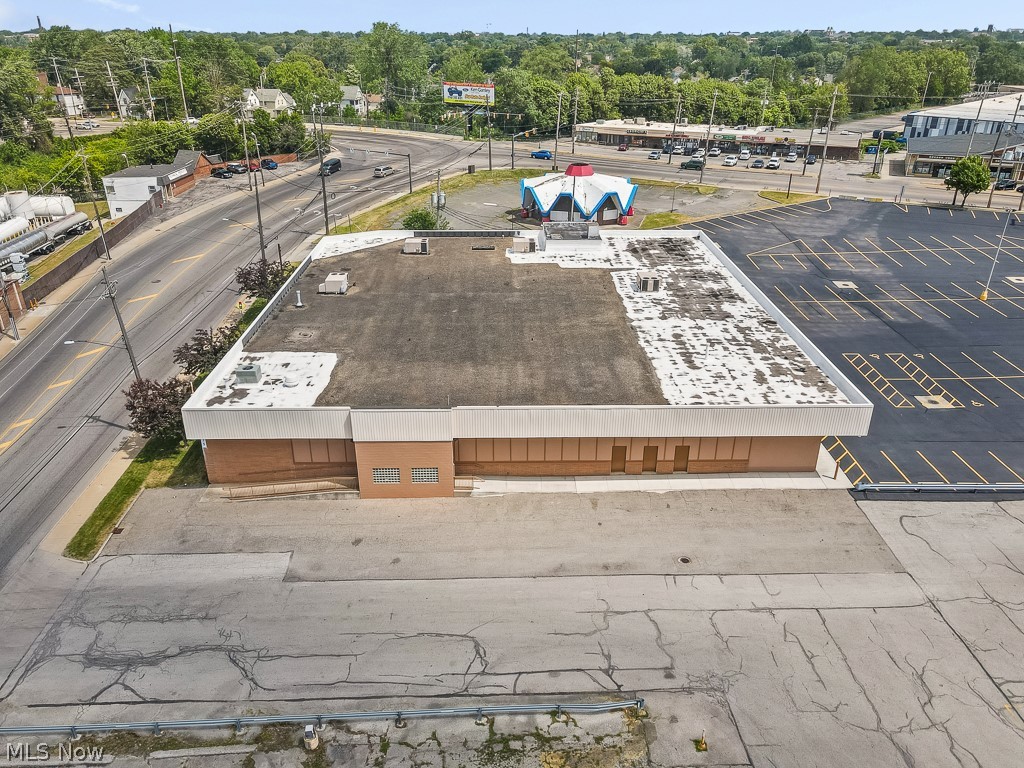 3475 Ridge Avenue Cleveland OH 44102