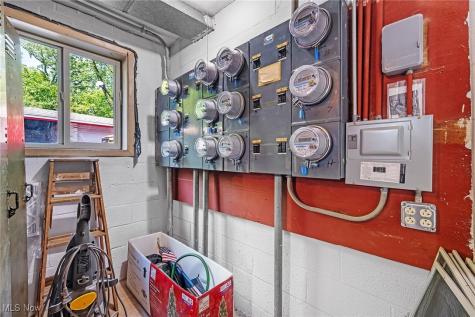 4560 E 104th Street Garfield Heights OH 44125