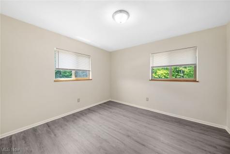 4560 E 104th Street Garfield Heights OH 44125