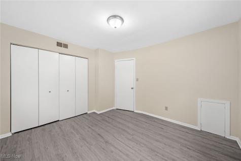 4560 E 104th Street Garfield Heights OH 44125