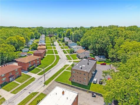 4560 E 104th Street Garfield Heights OH 44125