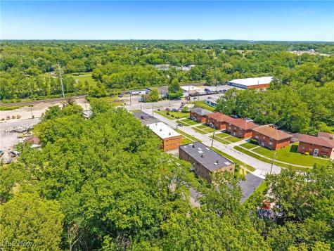 4560 E 104th Street Garfield Heights OH 44125