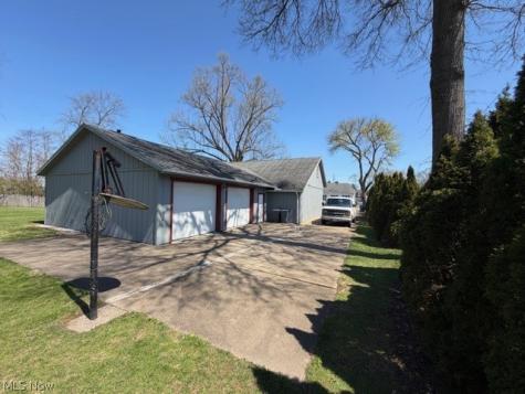 1821 Whipple Avenue NW Canton OH 44708