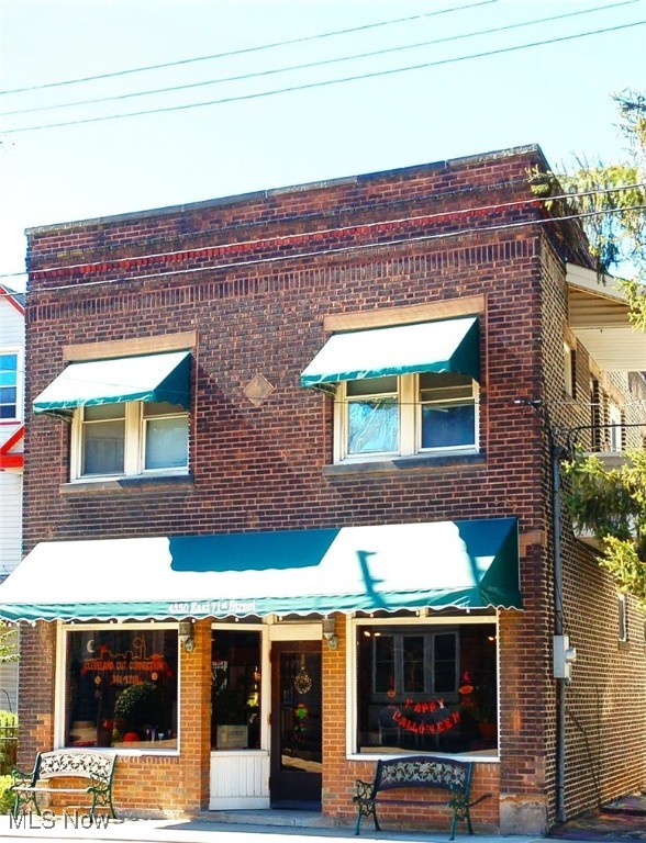 4350 E 71st Street Cleveland OH 44105