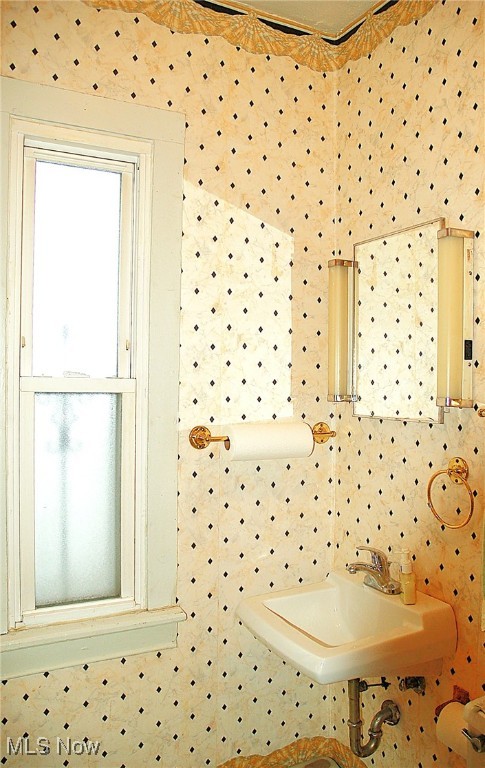 4350 E 71st Street Cleveland OH 44105