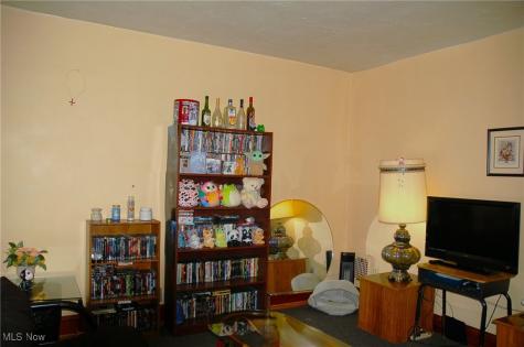 4350 E 71st Street Cleveland OH 44105