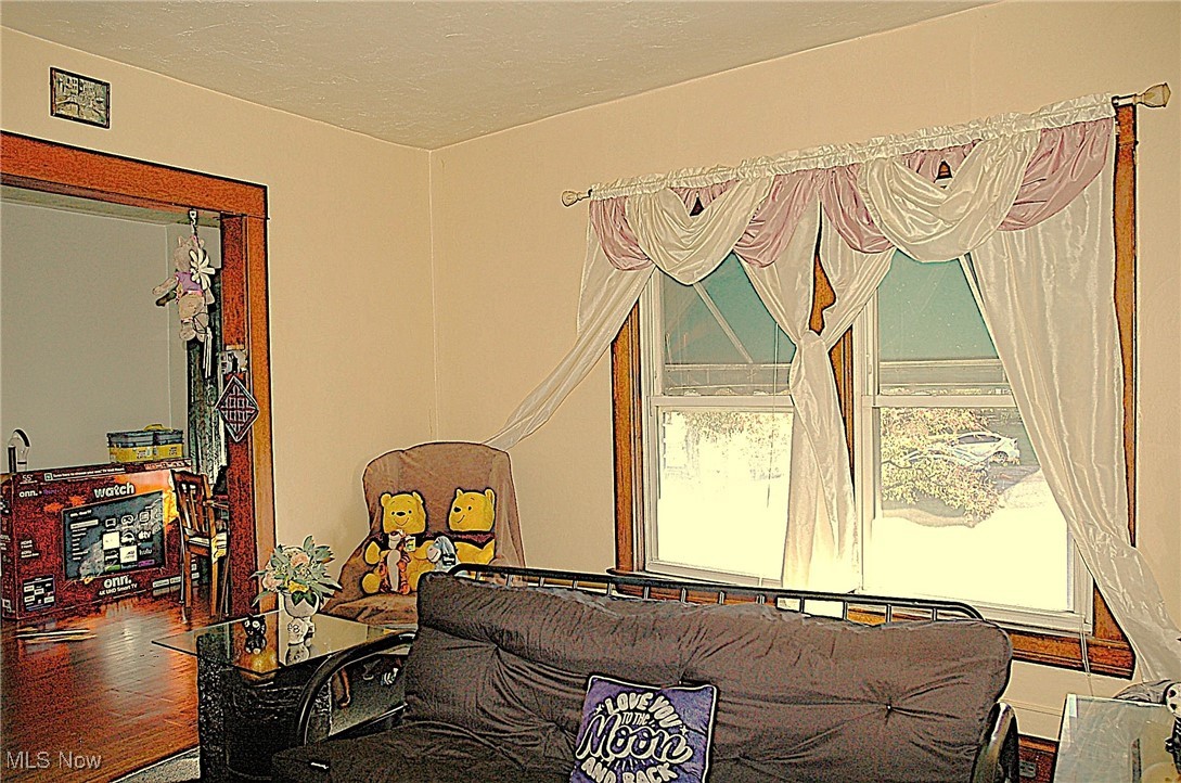 4350 E 71st Street Cleveland OH 44105