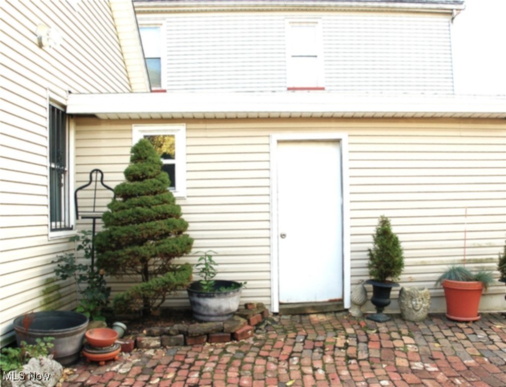 4350 E 71st Street Cleveland OH 44105