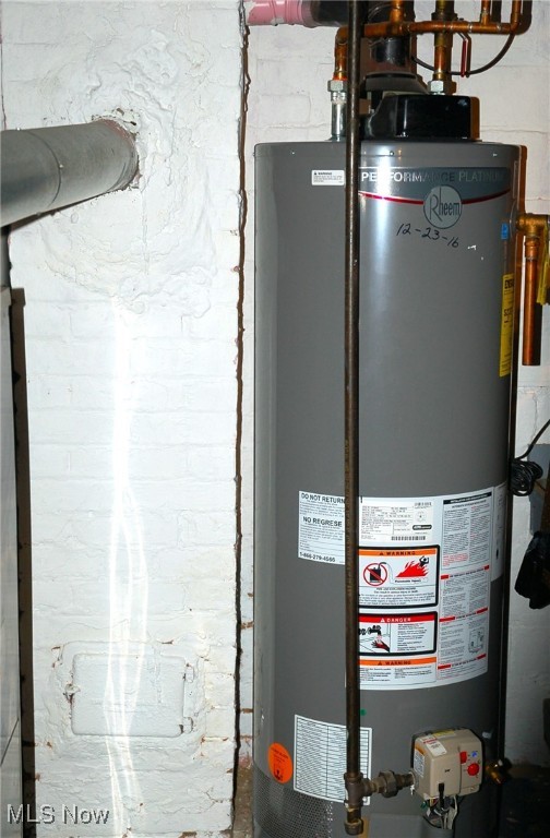 4350 E 71st Street Cleveland OH 44105