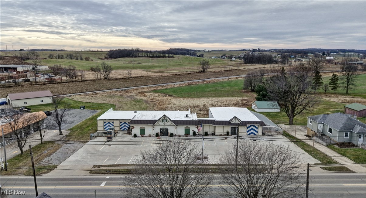 504 Dover Road NE Sugarcreek OH 44681