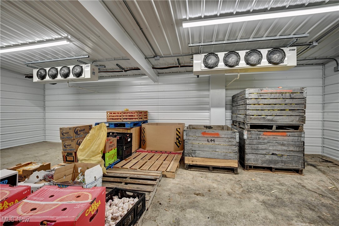 504 Dover Road NE Sugarcreek OH 44681