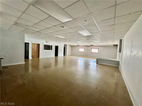 28 Jacobs Road Youngstown OH 44505